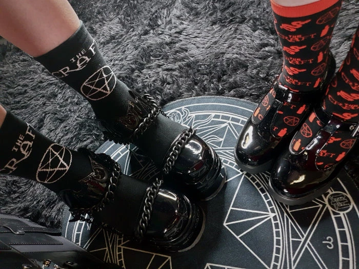 The Craft | CREW SOCKS BESERK X THE CRAFT Halloween The Craft | CREW SOCKS -VERA’S EYECANDY Shop 22 02 15 14 31 23