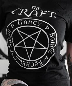 BESERK X THE CRAFT Halloween The Craft: Hey Ho Let's Hex | UNISEX T-SHIRT