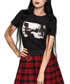 BESERK X THE CRAFT Halloween The Craft: Light As A Feather | UNISEX T-SHIRT -VERA’S EYECANDY Shop Beserk The Craft Light As a Feather Tshirt 01 ffb17772 689f 4bc9 b545 56465d9e0729 700x700