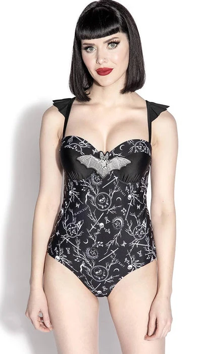 BLACKCRAFT Bats Mavis Demons Print | ONE PIECE 3 BLACKCRAFT Bats Mavis Demons Print | ONE PIECE