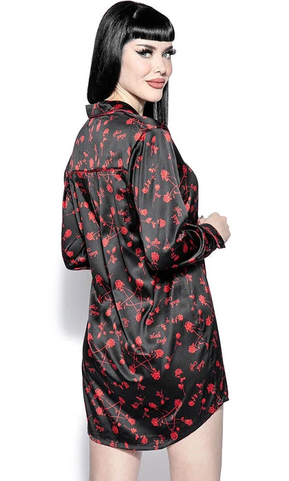 Pentagram Rose | SILKY PAJAMA DRESS BLACKCRAFT All Pentagram Rose | SILKY PAJAMA DRESS -VERA’S EYECANDY Shop blackcraft pentagram rose silky pajama dress 3 eb5de5b5 b4f0 4484 bb35