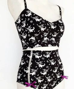 BONSAI KITTEN The Nightmare Before Christmas A Ghoul’s Best Friend | TWINSET 5 BONSAI KITTEN The Nightmare Before Christmas A Ghoul’s Best Friend | TWINSET -VERA’S EYECANDY Shop bonsai kitten retro ghoul s best friend twinset 2 4fb1f7d5 0a0f 4e46 ba9a 2350f62620c5 700x700