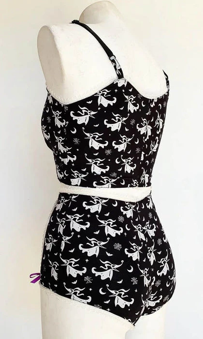 A Ghoul’s Best Friend | TWINSET BONSAI KITTEN The Nightmare Before Christmas A Ghoul’s Best Friend | TWINSET -VERA’S EYECANDY Shop bonsai kitten retro ghoul s best friend twinset 4 3049d116 ee4d 47b8 9c20