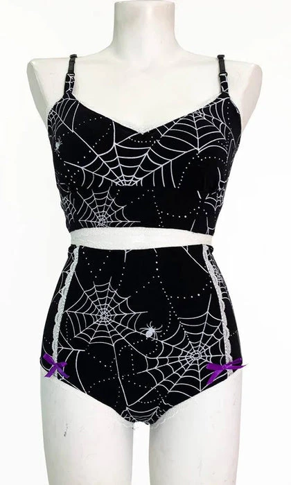 Black Nightcrawler | TWINSET BONSAI KITTEN Halloween Black Nightcrawler | TWINSET -VERA’S EYECANDY Shop bonsai kitten spider woman twinset 5 85c9a8e9 29b5 45c6 ad82