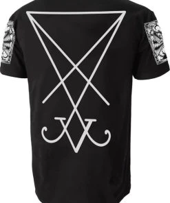 DARKSIDE CLOTHING Mens Clothing Baphomet | T-SHIRT 5 DARKSIDE CLOTHING Mens Clothing Baphomet | T-SHIRT -VERA’S EYECANDY Shop darksite clothing baphomet t shirt 3 84c764f6 40c9 4b32 84c4 ff640f1712c0 700x700