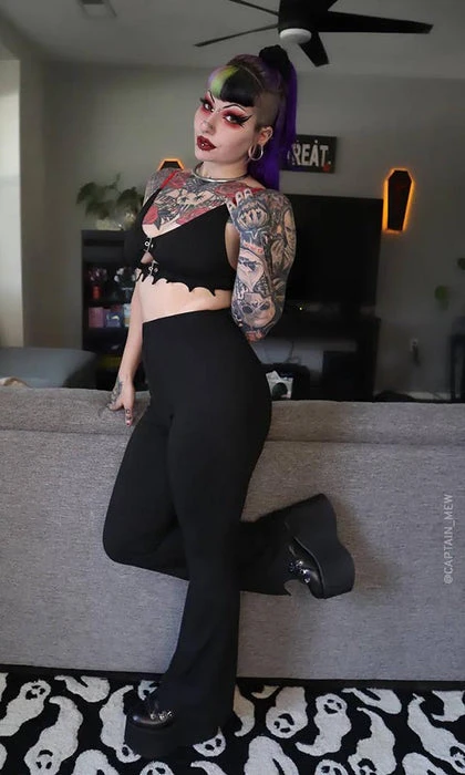 Bat Wing | FLARE PANTS FOREST INK Corporate + Office Wear Bat Wing | FLARE PANTS -VERA’S EYECANDY Shop forest ink bat wing flare pants 6 1e9681b3 9fb4 4c63 8711