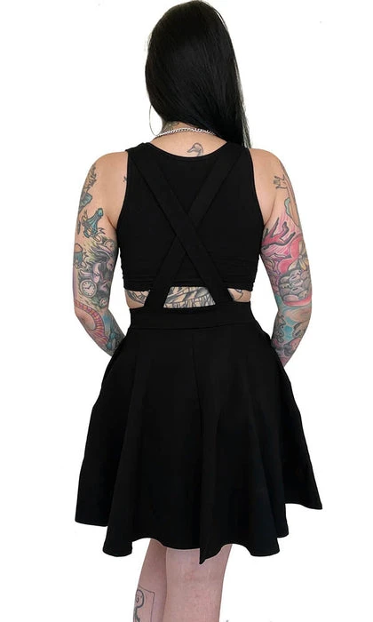 Alice | PINAFORE DRESS FOXBLOOD All Alice | PINAFORE DRESS -VERA’S EYECANDY Shop foxblood alice pinafore dress 6 e282ce0e ad6f 404c 8f16