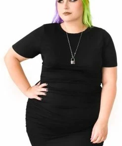 FOXBLOOD All Luxxy | BODYCON DRESS 3 FOXBLOOD All Luxxy | BODYCON DRESS -VERA’S EYECANDY Shop foxblood luxxy bodycon dress 2 18f33c05 1fa8 4d76 9892 0f62a531ee04 700x700