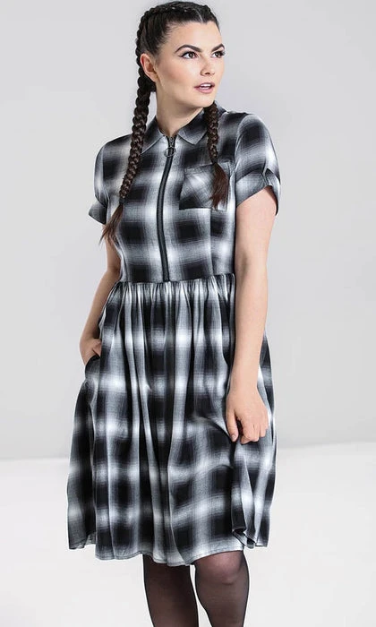 Avril | MID DRESS** HELL BUNNY All Avril | MID DRESS** -VERA’S EYECANDY Shop hell bunny avril mid dress 3 80a97770 dc2d 4553 ba60