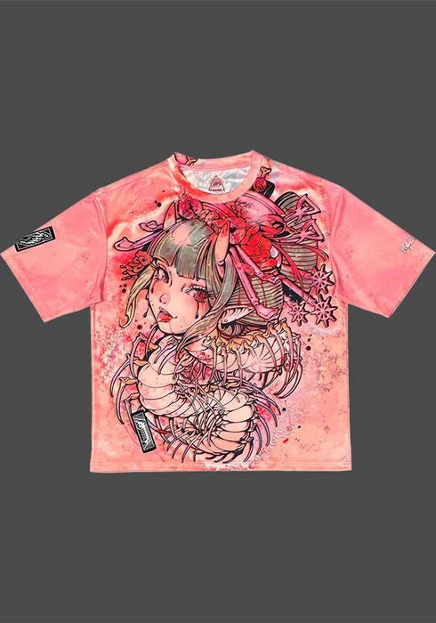 Mukade Onna | T-SHIRT INVASION CLUB Anime & Manga Mukade Onna | T-SHIRT -VERA’S EYECANDY Shop invasion club mukade onna t shirt