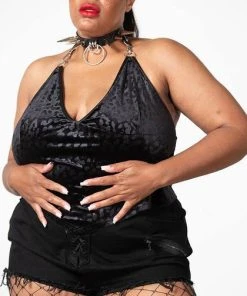 KILLSTAR Alley Cat [Black] | HALTER TOP* -VERA’S EYECANDY Shop killstar alley cat black halter top 6 d0407556 ccad 4ae8 a42b 7189317b9839 700x700