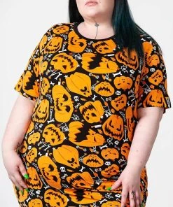 KILLSTAR Bats Creep It Real | T-SHIRT -VERA’S EYECANDY Shop killstar creep it real t shirt 5 5120d813 5711 4856 830d 250d7080685f 700x700