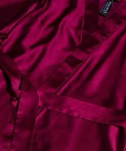 KILLSTAR All Deadly Daze [Blood] | SATIN ROBE* -VERA’S EYECANDY Shop killstar deadly daze blood satin robe 8 220f693b 3ae9 4246 a587 3626f965ebd9 700x700