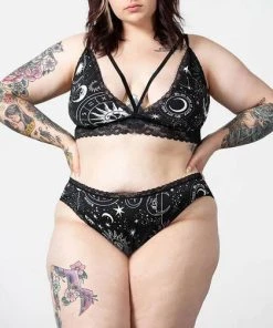 KILLSTAR The Moon Eclipse | LACE BRALET -VERA’S EYECANDY Shop killstar eclipse lace bralet 7 39a52b92 9664 43a7 987f 2fa21fbabfba 700x700