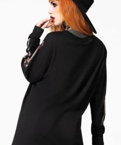 KILLSTAR Cats Full Moon | LONG SLEEVE TOP 7 KILLSTAR Cats Full Moon | LONG SLEEVE TOP -VERA’S EYECANDY Shop killstar full moon long sleeve top 4 47e7cf64 cfe2 4023 93b5 61a32a4ae336 700x700