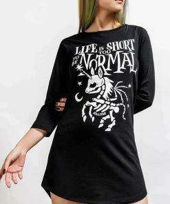KILLSTAR All Gothicorn | SLEEP RAGLAN TOP 4 KILLSTAR All Gothicorn | SLEEP RAGLAN TOP -VERA’S EYECANDY Shop killstar gothicorn sleep raglan top 2 324f0206 a3b3 4072 9c25 73d1f8a6a620 700x700