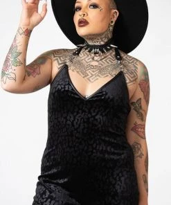 KILLSTAR All Huntress [Black] | HALTER CATSUIT* -VERA’S EYECANDY Shop killstar huntress black halter catsuit 4 5ffac0f5 5682 40d1 92a5 a90bcccd54c8 700x700