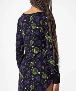 KILLSTAR All Magic Laze | SLEEP DRESS 7 KILLSTAR All Magic Laze | SLEEP DRESS -VERA’S EYECANDY Shop killstar magic laze sleep dress 5 02fa083d 0f8b 4c0a 8171 41185625669b 700x700