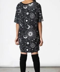 KILLSTAR Mens Clothing Solstice | T-SHIRT -VERA’S EYECANDY Shop killstar solstice t shirt 2 e370b6ee cabd 4dbe b0ae 25a17998d73a 700x700