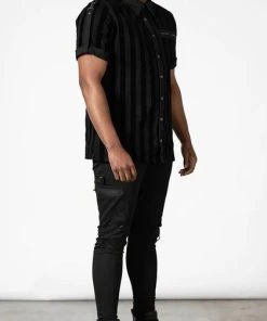 KILLSTAR Mens Clothing Wastelands | BUTTON-UP SHIRT 18 KILLSTAR Mens Clothing Wastelands | BUTTON-UP SHIRT -VERA’S EYECANDY Shop killstar wastelands button up shirt 7 b4e22e5d a5c2 4b87 94d9 76e0373c1a5c 700x700