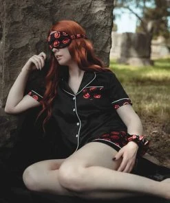 LIVELY GHOSTS Halloween Nocturnal Autumn | SLEEPWEAR SET` -VERA’S EYECANDY Shop lively ghosts nocturnal autumn sleepwear set 13 700x700