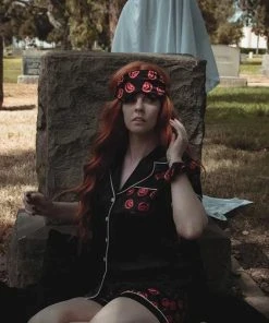 LIVELY GHOSTS Halloween Nocturnal Autumn | SLEEPWEAR SET` -VERA’S EYECANDY Shop lively ghosts nocturnal autumn sleepwear set 18 700x700