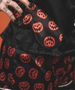 LIVELY GHOSTS Halloween Nocturnal Autumn | SLEEPWEAR SET` -VERA’S EYECANDY Shop lively ghosts nocturnal autumn sleepwear set 3 700x700