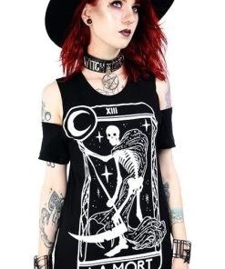RESTYLE Halloween Death Tarot La Mort | T-SHIRT 6 RESTYLE Halloween Death Tarot La Mort | T-SHIRT -VERA’S EYECANDY Shop restyle death tarot t shirt 5 776b3edf f5b4 4109 a79f 87b02df6180f 700x700