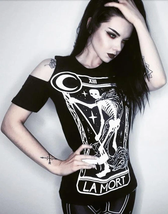 Death Tarot La Mort | T-SHIRT RESTYLE Halloween Death Tarot La Mort | T-SHIRT -VERA’S EYECANDY Shop restyle death tarot t shirt 6 b8896c50 2cdb 4094 8c74