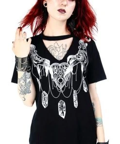 RESTYLE Halloween Haunted | TOP -VERA’S EYECANDY Shop restyle haunted top 5 5b1d7dec 104a 46a3 b2ef 809618e4ef25 700x700