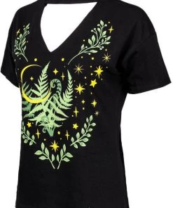 RESTYLE The Moon Herbal Fern Leaf | CHOKER T-SHIRT -VERA’S EYECANDY Shop restyle herbal fern leaf choker t shirt 3 f07efc27 c17b 42c5 ab76 c3da25e1243a 700x700