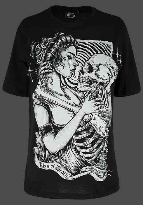 RESTYLE Halloween Kiss Of Death | OVERSIZED T-SHIRT - Image 2