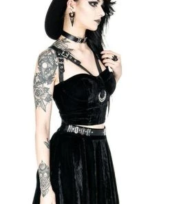 RESTYLE The Moon Moon Mesh | TOP 13 RESTYLE The Moon Moon Mesh | TOP -VERA’S EYECANDY Shop restyle moon harness top 12 96954a7b b215 417b 9623 066e0ea97384 700x700