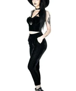 RESTYLE The Moon Moon Mesh | TOP 16 RESTYLE The Moon Moon Mesh | TOP -VERA’S EYECANDY Shop restyle moon harness top 15 44915f83 c75b 418d ad62 e70520602fba 700x700