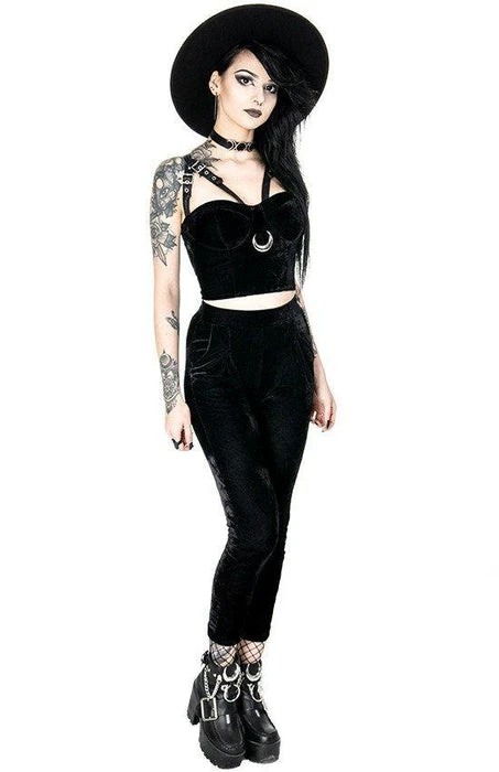 Moon Harness | TOP RESTYLE The Moon Moon Mesh | TOP -VERA’S EYECANDY Shop restyle moon harness top 17 8c6c9d88 c557 4024 8fcd