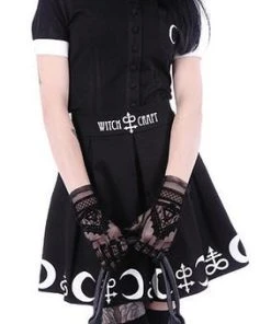 RESTYLE Corporate + Office Wear Symbol | SKIRT 15 RESTYLE Corporate + Office Wear Symbol | SKIRT -VERA’S EYECANDY Shop restyle symbol skirt 2 700x700
