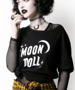 ROGUE AND WOLF The Moon MoonDoll | TEE -VERA’S EYECANDY Shop rogue and wolf moon doll tee 3 7dd95898 d691 4992 8ae3 43984c8f8f83 700x700