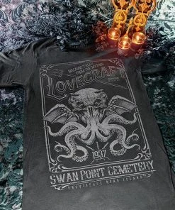 SERPENTINE Mens Clothing Lovecraft | TEE 4 SERPENTINE Mens Clothing Lovecraft | TEE -VERA’S EYECANDY Shop serpentine lovecraft tee 3 3d2862cd f07b 419c b13b f4e6050a6ea1 700x700