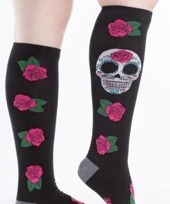 SOCK IT TO ME Pastel Goth Sugar Skull | KNEE HIGH SOCKS 5 SOCK IT TO ME Pastel Goth Sugar Skull | KNEE HIGH SOCKS -VERA’S EYECANDY Shop sock it to me sugar skull knee high socks 3 700x700