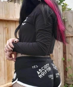 TOO FAST APPAREL The Moon Ouija Board | BOOTY SHORTS 5 TOO FAST APPAREL The Moon Ouija Board | BOOTY SHORTS -VERA’S EYECANDY Shop too fast apparel ouija board booty shorts 6 700x700