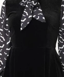 UNIQUE VINTAGE Bats Bat [Black] | VELVET DRESS* -VERA’S EYECANDY Shop unique vintage black bat print she e o dress 2 ac5a0265 e6f0 41f0 9a85 9fa132d04677 700x700
