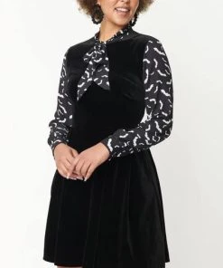 UNIQUE VINTAGE Bats Bat [Black] | VELVET DRESS* -VERA’S EYECANDY Shop unique vintage black bat print she e o dress 4 56446a1a 68f0 4bf8 9f18 c9cfe6895165 700x700