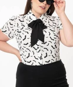 UNIQUE VINTAGE Bats [White/Black] | POWER PLAY TOP -VERA’S EYECANDY Shop unique vintage smak parlour white black bats power play top 6 e55e93b1 c598 4cf6 8ec5 5acd7ff4e240 700x700